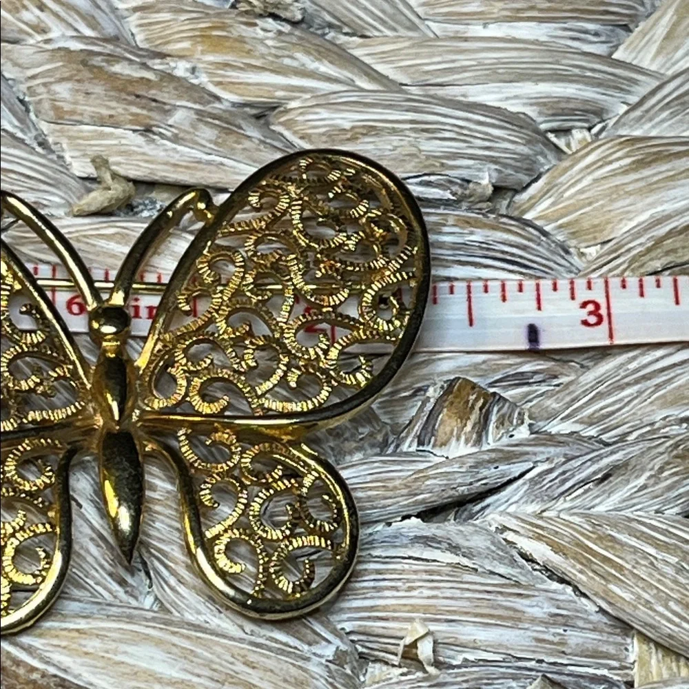 Vintage Gold Tone Filigree Butterfly Brooch‎